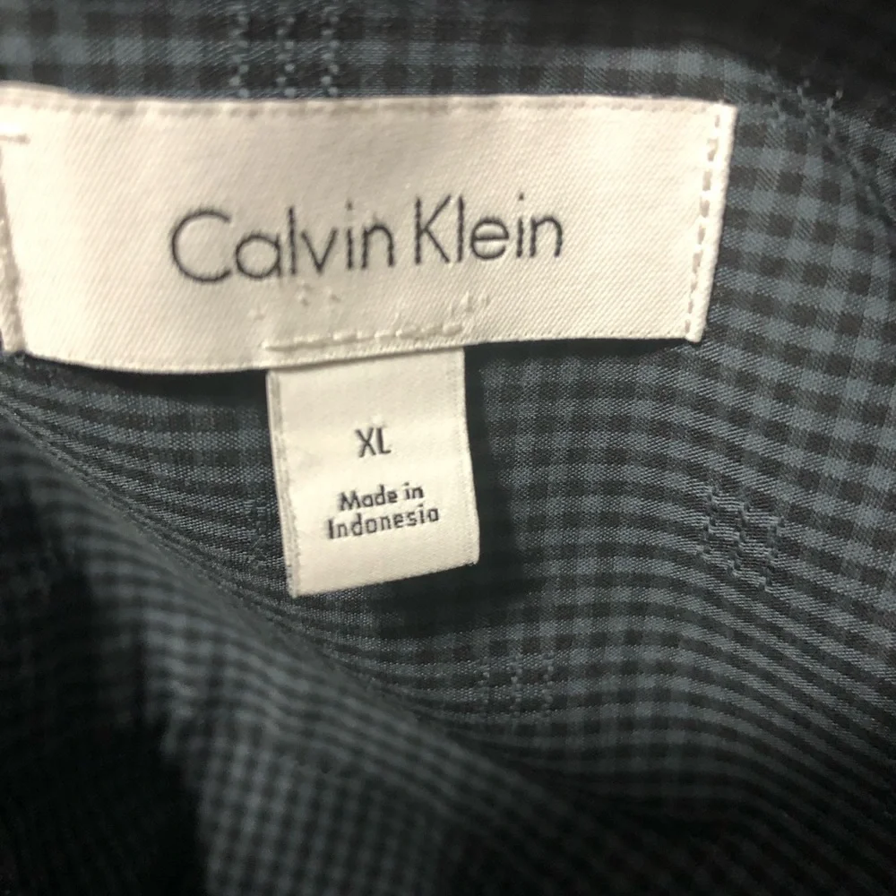 Calvin Klein blue small check short sleeve button down shirt men’s size XL - Picture 2 of 8